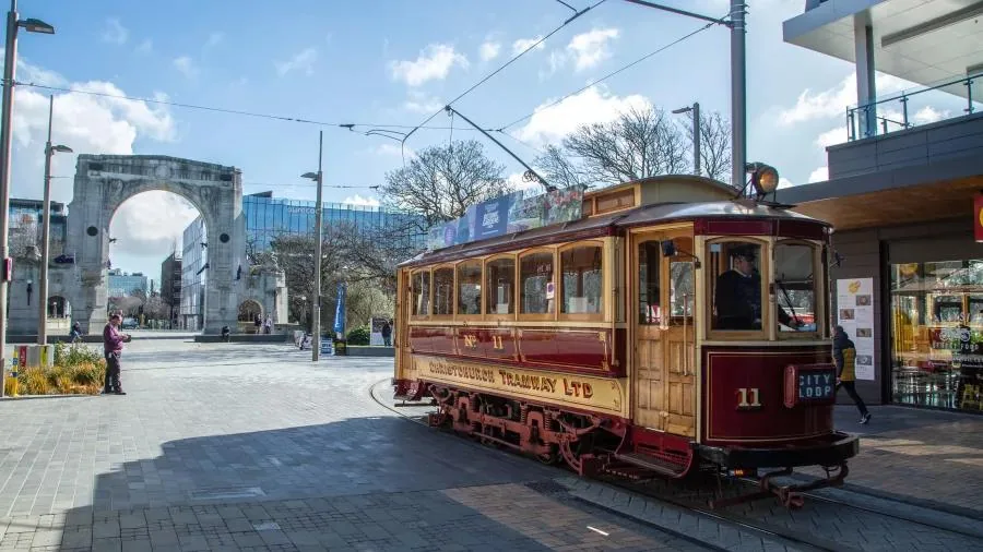 Christchurch City & Scenic Highlights Experience