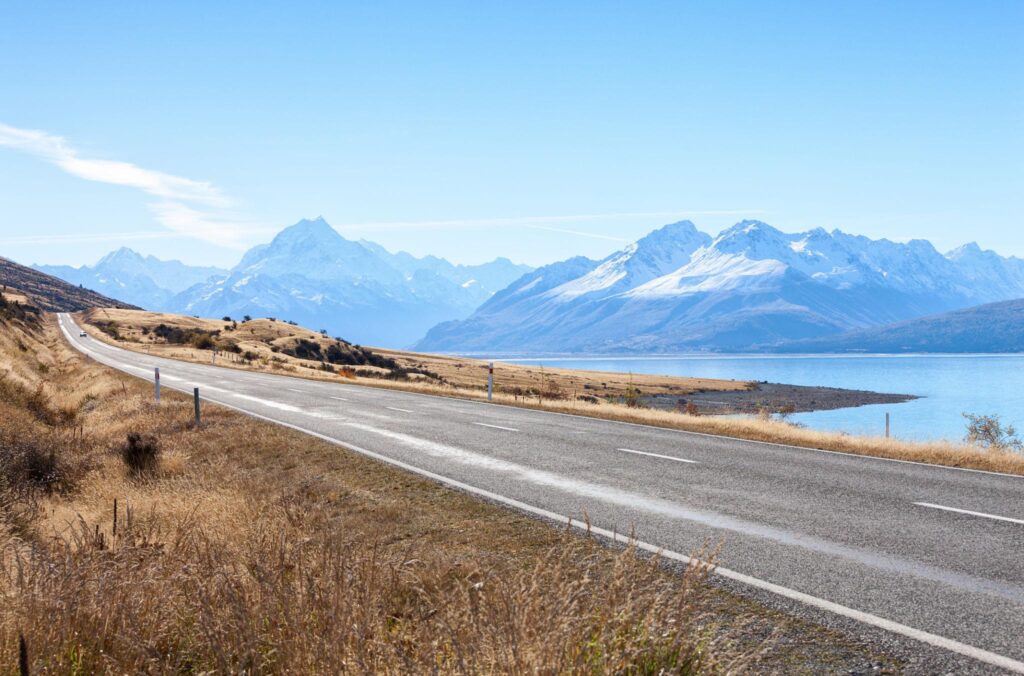 Mount Cook, Lake Tekapo & Tasman Glacier Experience